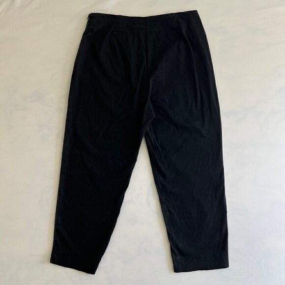 BGL Studded Cityscape Black Capris - Picture 4 of 5